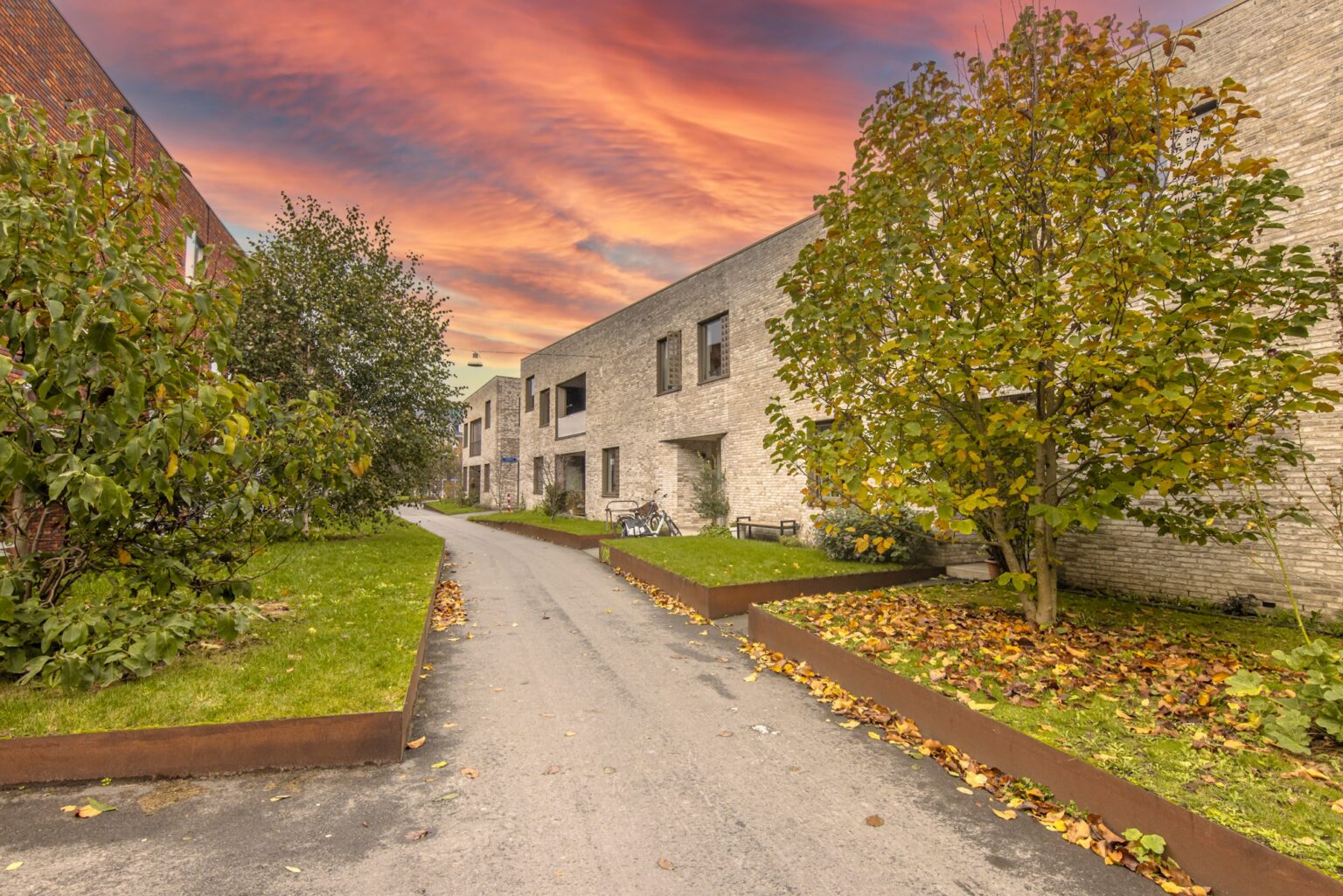 Modern houses with communal garden in the Netherlands