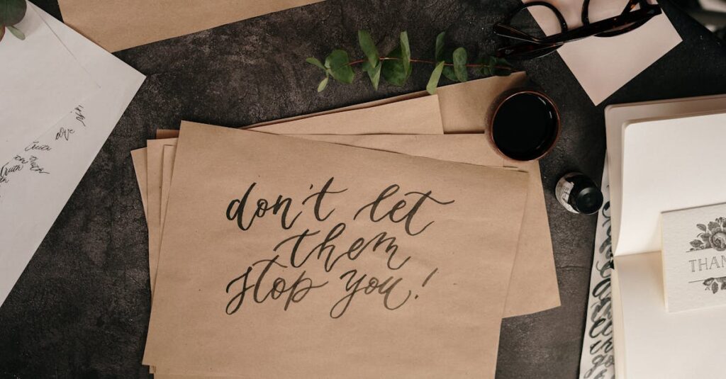 Éveillez votre créativité avec le scrapbooking : des DIY inspirants pour tous découvrez l'univers créatif du scrapbooking et libérez votre imagination ! apprenez des techniques pour créer des albums photo uniques, embellir vos souvenirs et personnaliser vos projets avec des matériaux variés. que vous soyez débutant ou expert, inspirez-vous de nos idées et conseils pour donner vie à vos créations.