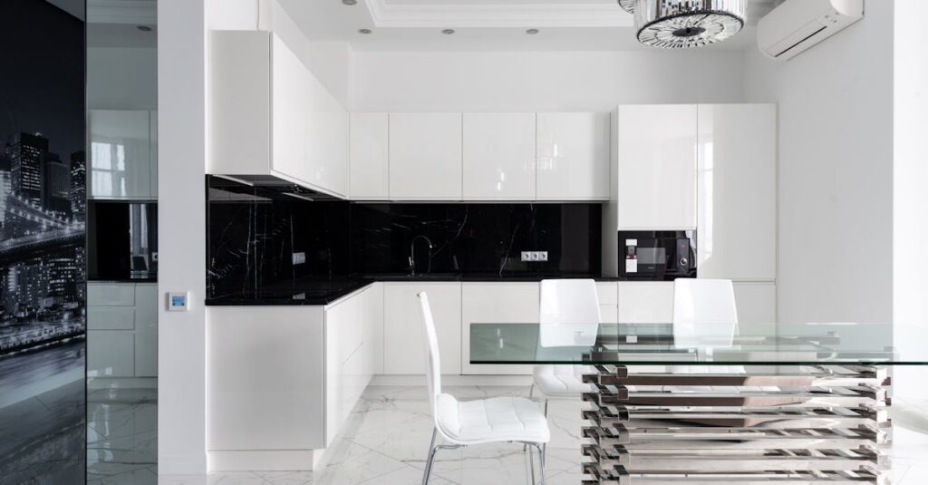 découvrez l'art de la finition du mobilier avec nos conseils et techniques pour sublimer vos pièces. apprenez à choisir les bonnes finitions, à appliquer les produits adaptés et à donner une nouvelle vie à vos meubles.