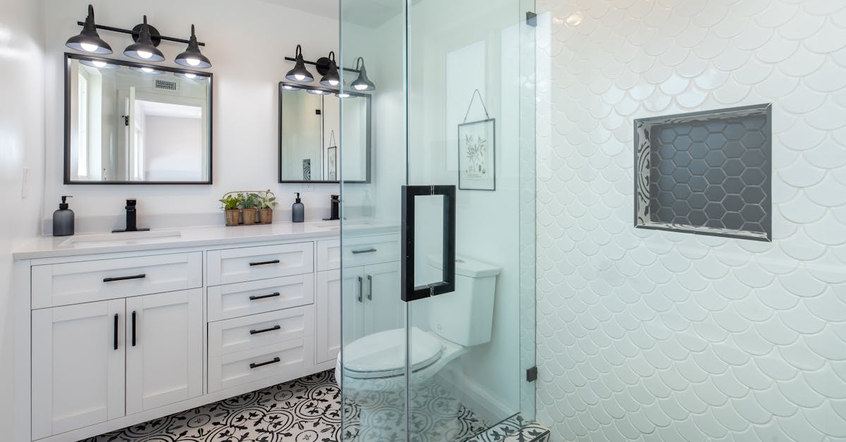 découvrez des idées inspirantes pour le design de votre salle de bain. transformez cet espace en un havre de paix avec des conseils sur les couleurs, les matériaux, et les aménagements innovants. créez une atmosphère élégante et fonctionnelle qui reflète votre style personnel.