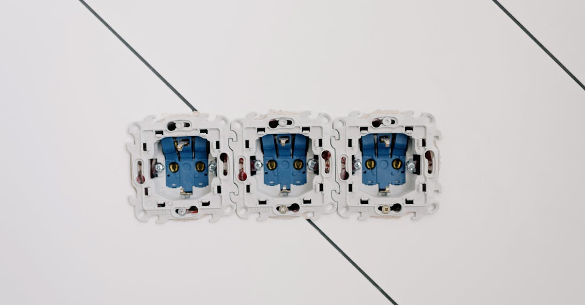 découvrez nos services de rénovation électrique pour moderniser et sécuriser votre habitation. profitez d'une installation faite par des professionnels, conforme aux normes et adaptée à vos besoins.