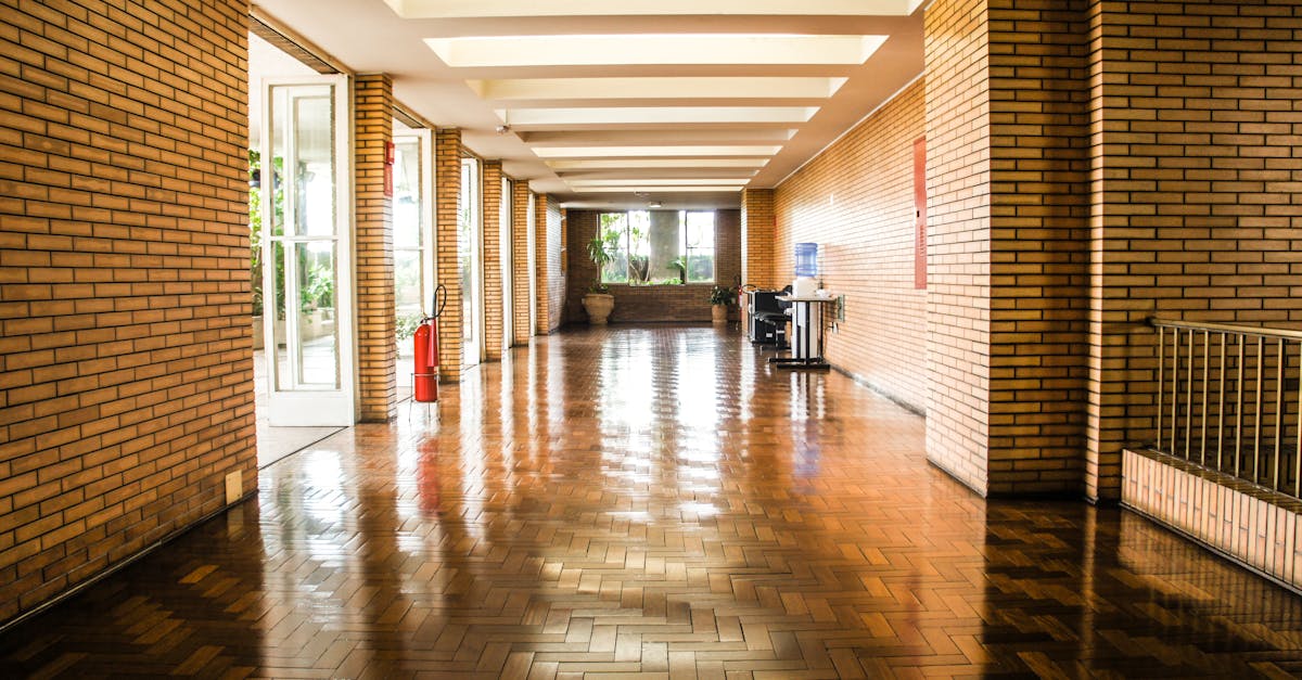 découvrez notre guide sur les couloirs : idées de décoration, astuces d'aménagement et conseils pour optimiser l'espace, afin de transformer cet espace souvent négligé en un lieu accueillant et fonctionnel.