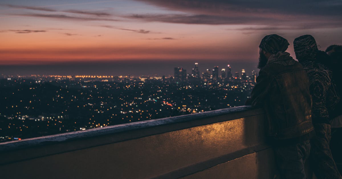 découvrez l'art d'aménager votre balcon avec style et confort. trouvez des idées inspirantes pour transformer votre espace extérieur en un véritable coin de paradis, idéal pour se détendre ou recevoir. profitez de conseils pratiques pour le jardinage, la décoration et l'optimisation de l'espace.