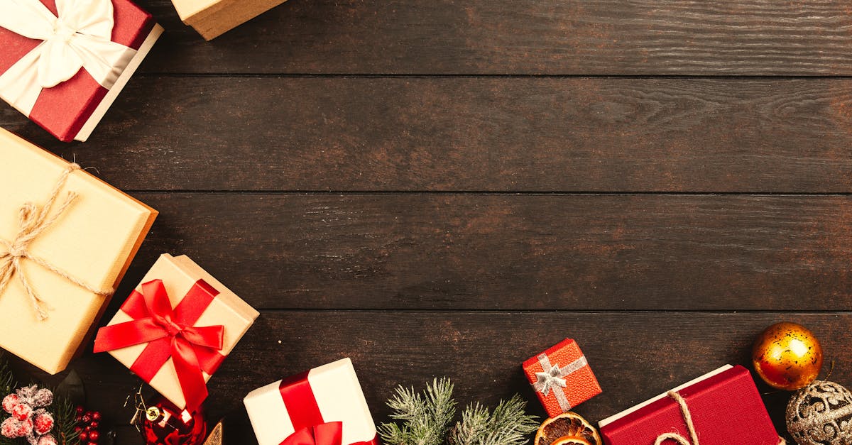 découvrez notre sélection unique de cadeaux de noël pour tous vos proches ! que vous recherchiez des idées originales, des cadeaux personnalisés ou des incontournables de saison, trouvez l'inspiration pour faire plaisir à coup sûr. offrez des moments de bonheur et de magie avec nos cadeaux soigneusement choisis pour tous les goûts et budgets.