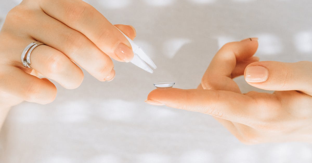 découvrez les meilleures méthodes pour le retrait des tiques en toute sécurité. apprenez à identifier les tiques, à les enlever efficacement et à prévenir les infections. protégez votre santé et celle de vos proches grâce à nos conseils pratiques.