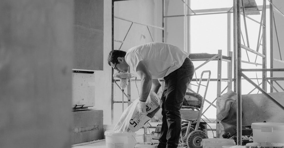 découvrez nos services de réparation de murs pour redonner vie à vos espaces. que ce soit pour des fissures, des trous ou des dommages, notre expertise garantit un résultat impeccable et durable. contactez-nous pour un devis rapide et réhabilitation de la beauté de votre intérieur.