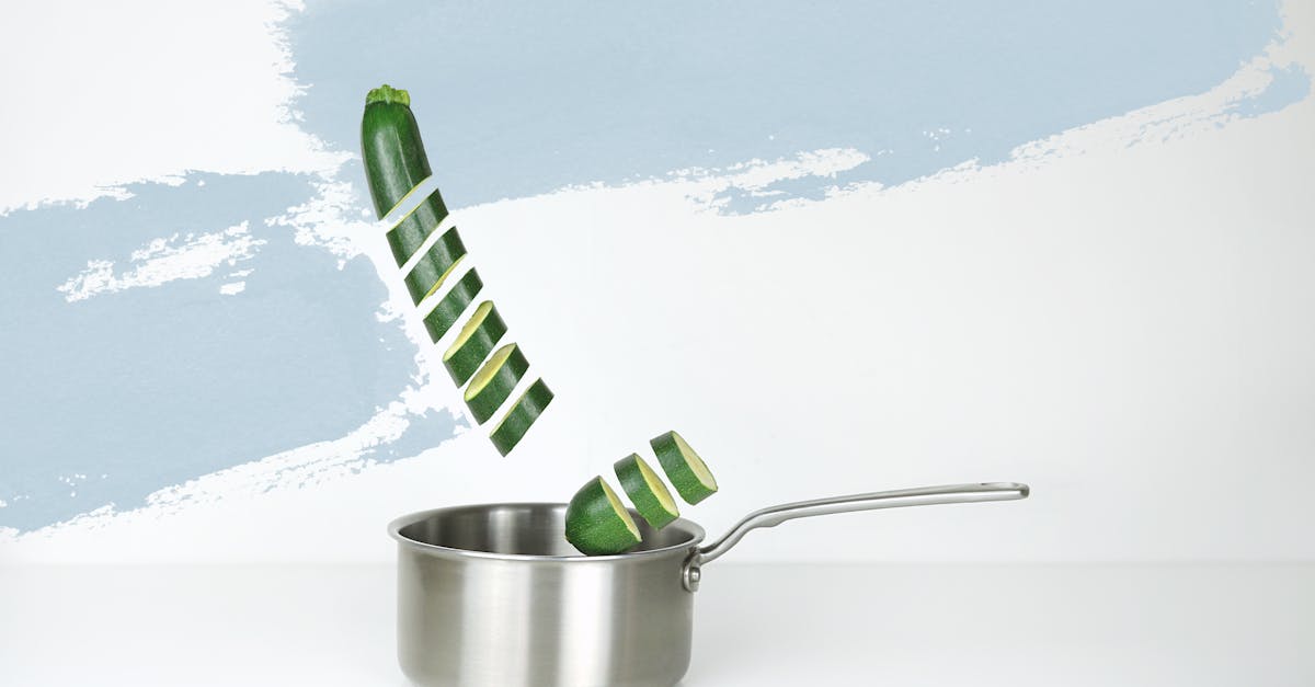 découvrez tout sur la courgette : ses bienfaits nutritionnels, des recettes savoureuses et des conseils pour la cultiver dans votre jardin. apprenez à intégrer ce légume polyvalent dans vos repas pour une alimentation saine et équilibrée.