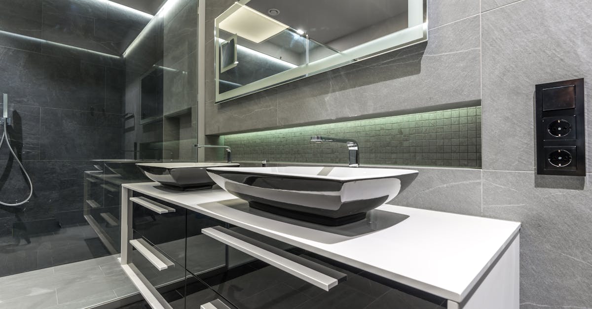 découvrez des conseils pratiques et des idées inspirantes pour améliorer votre salle de bain. transformez cet espace avec des rénovations, des astuces de décoration et des conseils d'optimisation pour allier style et fonctionnalité.