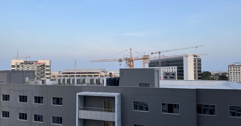 Coût de construction d’une maison : analyse par mètre carré découvrez tout ce qu'il faut savoir sur les coûts de construction, des estimations précises aux facteurs influençant les prix. optimisez votre budget et réalisez votre projet immobilier en toute sérénité.