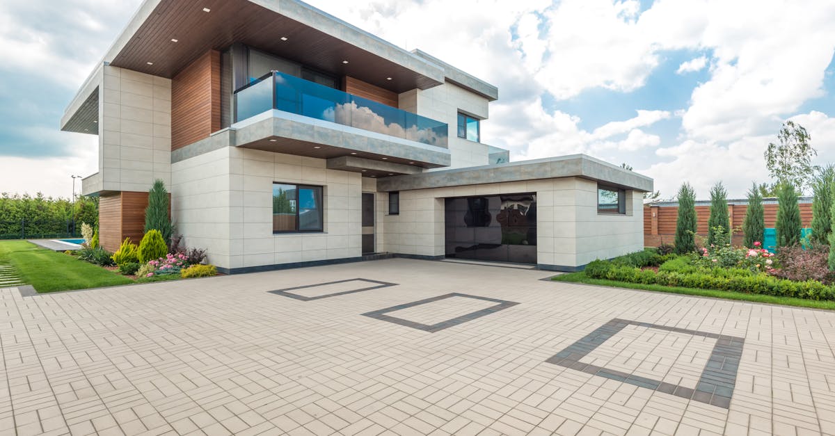 découvrez notre gamme de garages préfabriqués, alliant qualité, durabilité et facilité d'installation. idéals pour protéger vos véhicules et optimiser votre espace extérieur, nos garages sont disponibles dans divers modèles et dimensions. explorez nos options personnalisables pour créer le garage qui répond parfaitement à vos besoins.