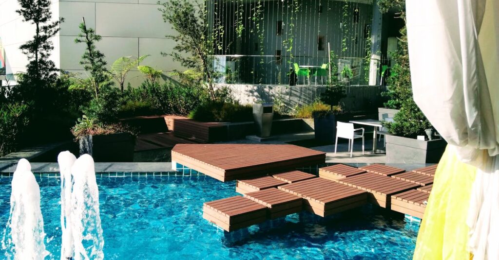 Transformez votre allée de jardin en une charmante promenade grâce au platelage en bois découvrez notre sélection de lames de decking haut de gamme pour aménager votre extérieur. idéal pour créer une terrasse moderne et durable, notre decking est disponible dans divers matériaux et finitions pour s'adapter à tous vos projets. transformez votre espace extérieur en un lieu convivial et esthétique.