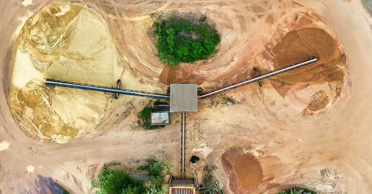 découvrez l'art de l'earthwork, une pratique artistique innovante qui transforme le paysage en œuvres d'art. apprenez comment les artistes interagissent avec la terre et la nature pour créer des installations fascinantes et durables.