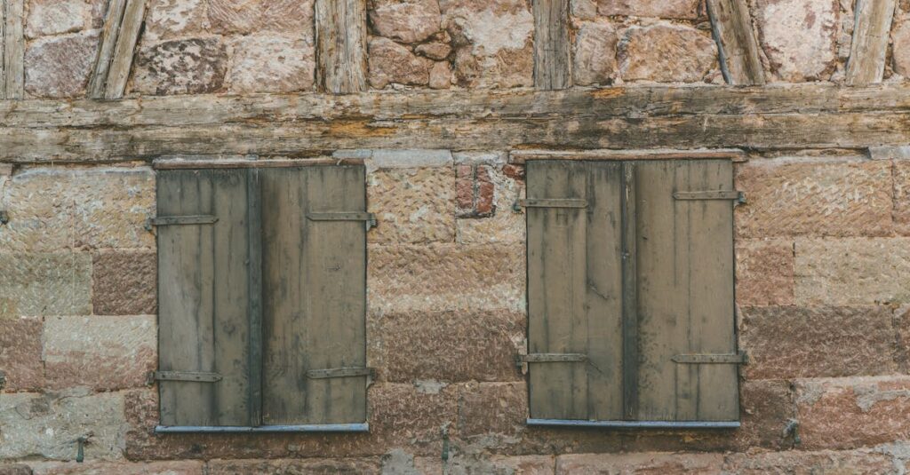 Découvrez les multiples options de ravalement de façade transformez l'apparence de votre bâtiment avec notre service de rénovation de façade, alliant esthétique et durabilité. nous vous aidons à moderniser et protéger votre patrimoine tout en augmentant la valeur de votre propriété. découvrez des solutions sur mesure adaptées à vos besoins.