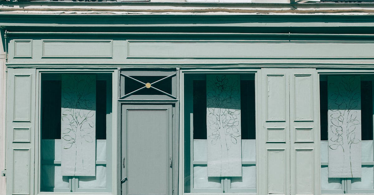 découvrez nos services de rénovation de façade pour redonner vie à votre bâtiment. que ce soit pour améliorer l'esthétique, renforcer l'isolation ou augmenter la valeur de votre bien, nos experts sont là pour vous accompagner à chaque étape du projet. profitez d'un travail soigné et de conseils personnalisés.