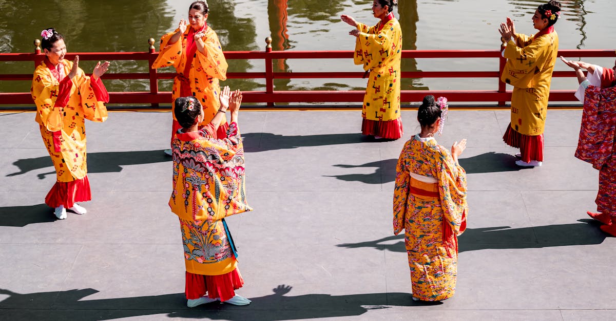 découvrez l'harmonie et la sérénité des jardins japonais, des espaces enchanteurs où la nature, l'art et la philosophie se rencontrent. explorez la beauté des paysages soigneusement conçus, des éléments aquatiques apaisants et des plantes symboliques qui créent une atmosphère unique propice à la méditation et à la contemplation.