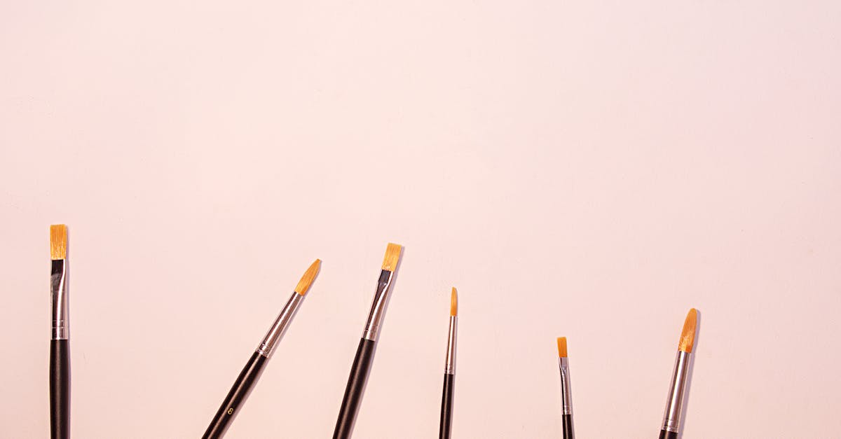 découvrez les différentes variétés de peinture qui s'offrent à vous. que vous soyez un amateur ou un professionnel, trouvez les meilleures options pour tous vos projets de décoration et de rénovation. explorez les caractéristiques, les coloris et les applications de chaque type de peinture pour une finition parfaite.