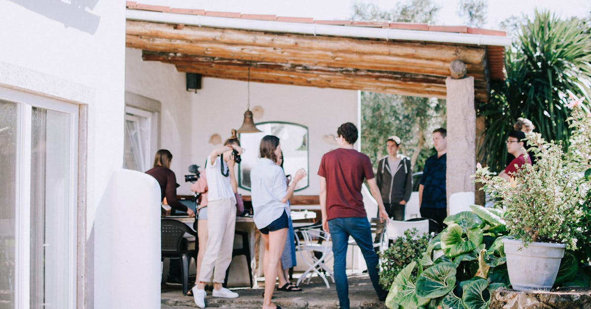 découvrez comment aménager votre patio pour en faire un espace détente et convivial. idées de décoration, choix mobiliers et conseils pratiques pour profiter pleinement de votre extérieur.