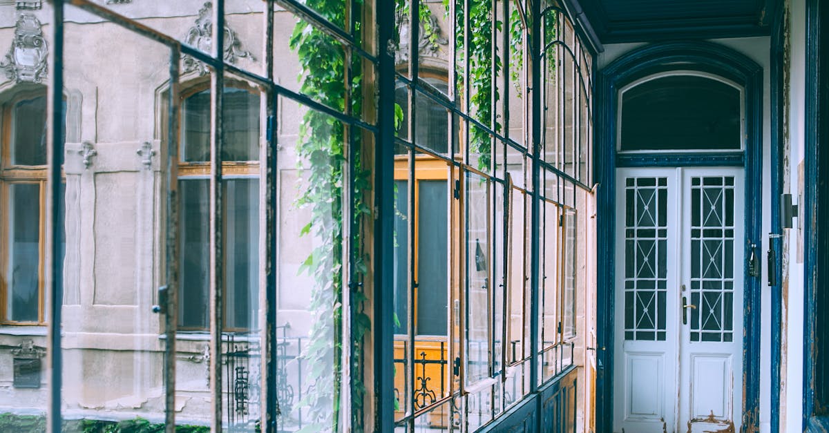 découvrez nos conseils et astuces pour la construction de patios, des matériaux aux designs, pour créer l'espace extérieur parfait qui allie esthétique et fonctionnalité.