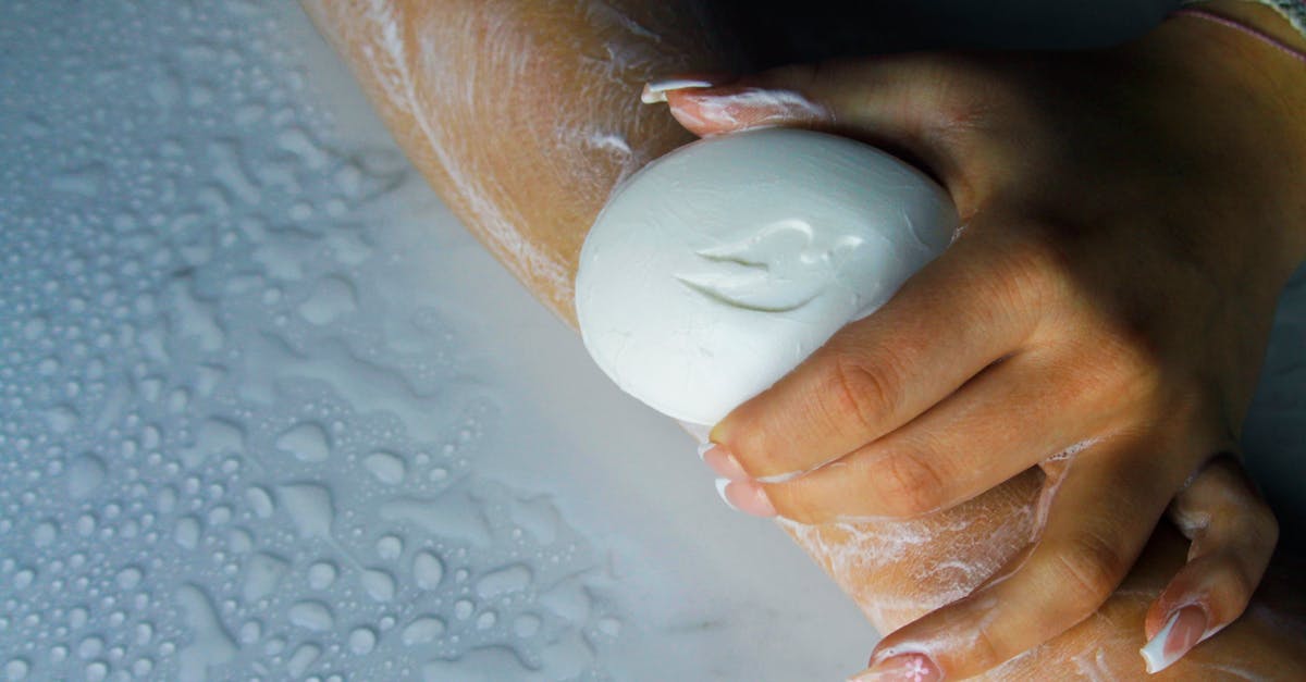 découvrez tout sur la mousse de polyuréthane, un matériau polyvalent utilisé dans l'isolation, le rembourrage et bien plus encore. apprenez ses avantages, ses applications et comment il peut améliorer le confort et l'efficacité énergétique de vos espaces.