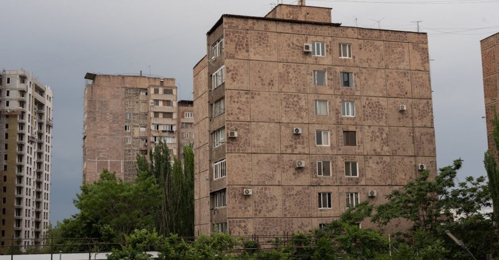 découvrez les meilleures solutions d'étanchéité pour protéger vos bâtiments et infrastructures. nos services de waterproofing garantissent une protection efficace contre l'eau, l'humidité et les infiltrations. assurez la durabilité de vos constructions grâce à notre expertise en étanchéité.