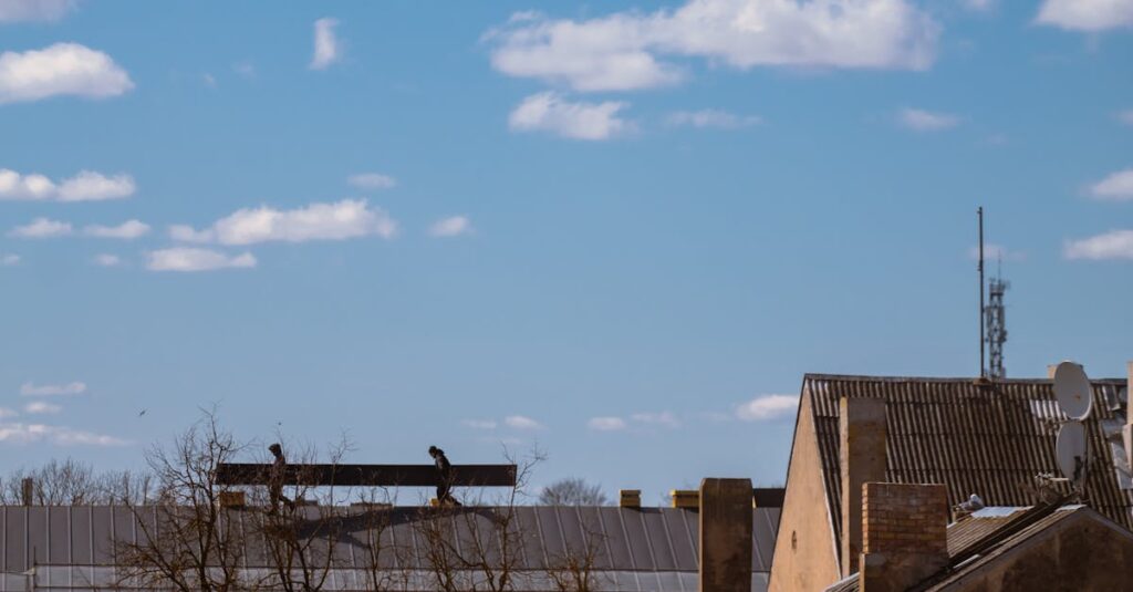 La toiture en zinc à joint debout : un choix esthétique et durable découvrez les avantages du toit en zinc, une solution durable et esthétique pour vos projets de couverture. résistant aux intempéries et au temps, le zinc offre une longévité exceptionnelle et un style moderne pour embellir votre maison.