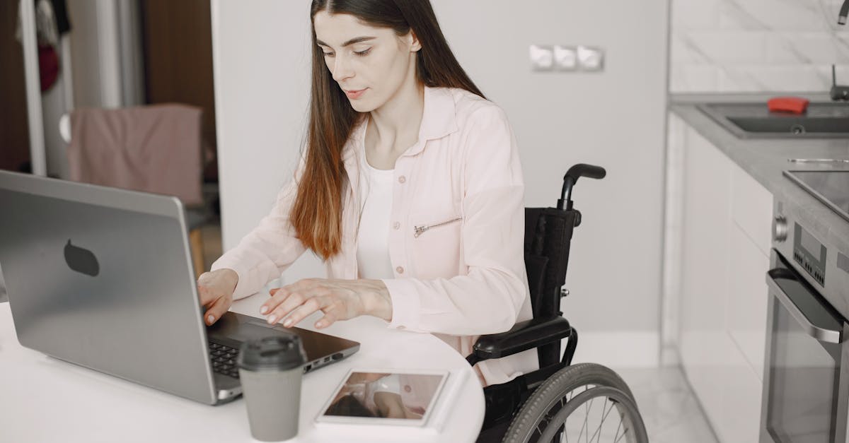 découvrez comment aménager une cuisine accessible et fonctionnelle pour tous, alliant confort et praticité. profitez de conseils et d'astuces pour optimiser votre espace tout en respectant les besoins spécifiques de chacun.