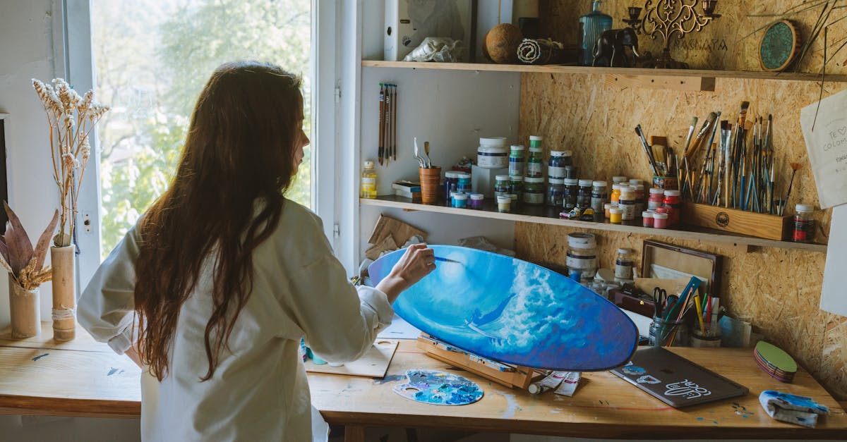 découvrez les peintures résistantes aux moisissures, conçues pour protéger vos murs et surfaces tout en offrant une finition esthétique. idéales pour les espaces humides, elles préviennent le développement des moisissures et garantissent une durabilité accrue. transformez votre intérieur avec des couleurs vives et une protection fiable contre l'humidité.