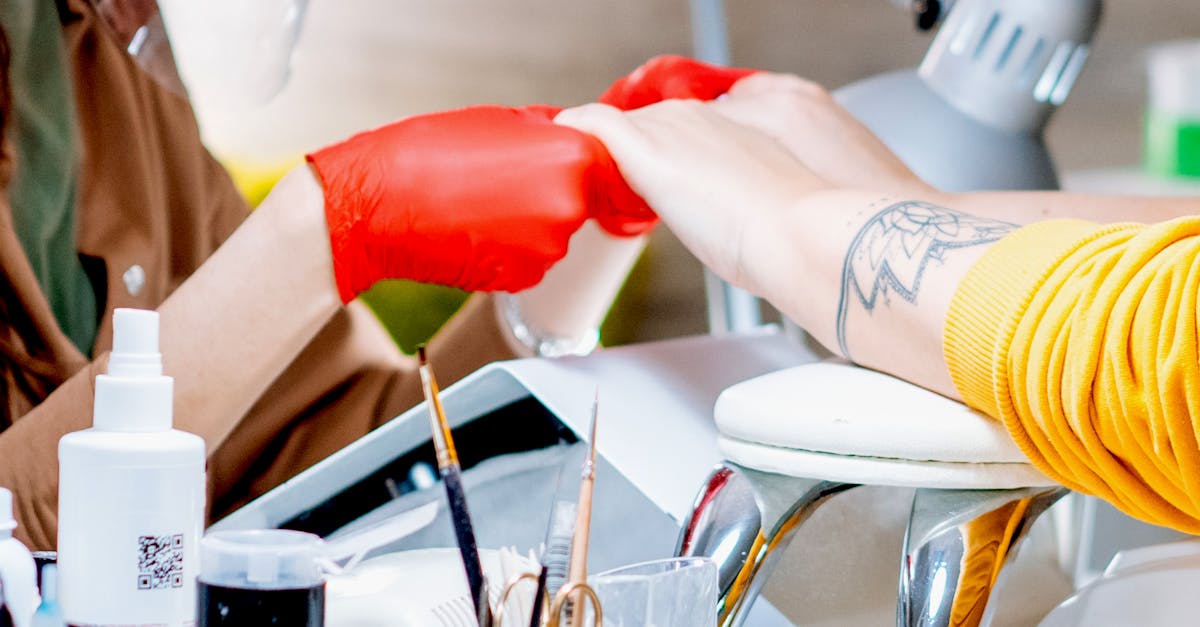 découvrez la technique nail-down, une méthode innovante pour renforcer la durabilité et la beauté de vos ongles. apprenez les étapes essentielles pour réaliser cette technique qui allie esthétique et soin, tout en offrant des résultats impressionnants.