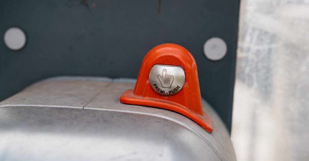 découvrez notre sélection de boutons poussoirs, parfaits pour facilement contrôler vos appareils électroniques. idéaux pour les projets diy, ces interrupteurs allient design moderne et fonctionnalité. explorez nos options dès maintenant !