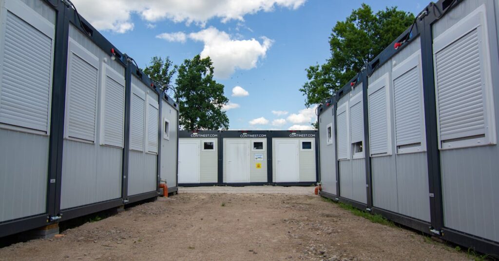 découvrez notre service professionnel d'installation de volets roulants. améliorez la sécurité, l'isolation et le confort de votre maison avec des solutions sur mesure. profitez d'un service rapide et fiable pour un habitat plus agréable.