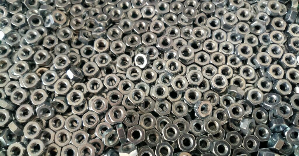 découvrez notre vaste sélection de vis de haute qualité, idéales pour tous vos projets de bricolage ou de construction. que vous ayez besoin de vis à bois, à métaux ou de vis spéciales, notre gamme répond à tous vos besoins. profitez de prix compétitifs et d'une livraison rapide pour tous vos outils et équipements de fixation.