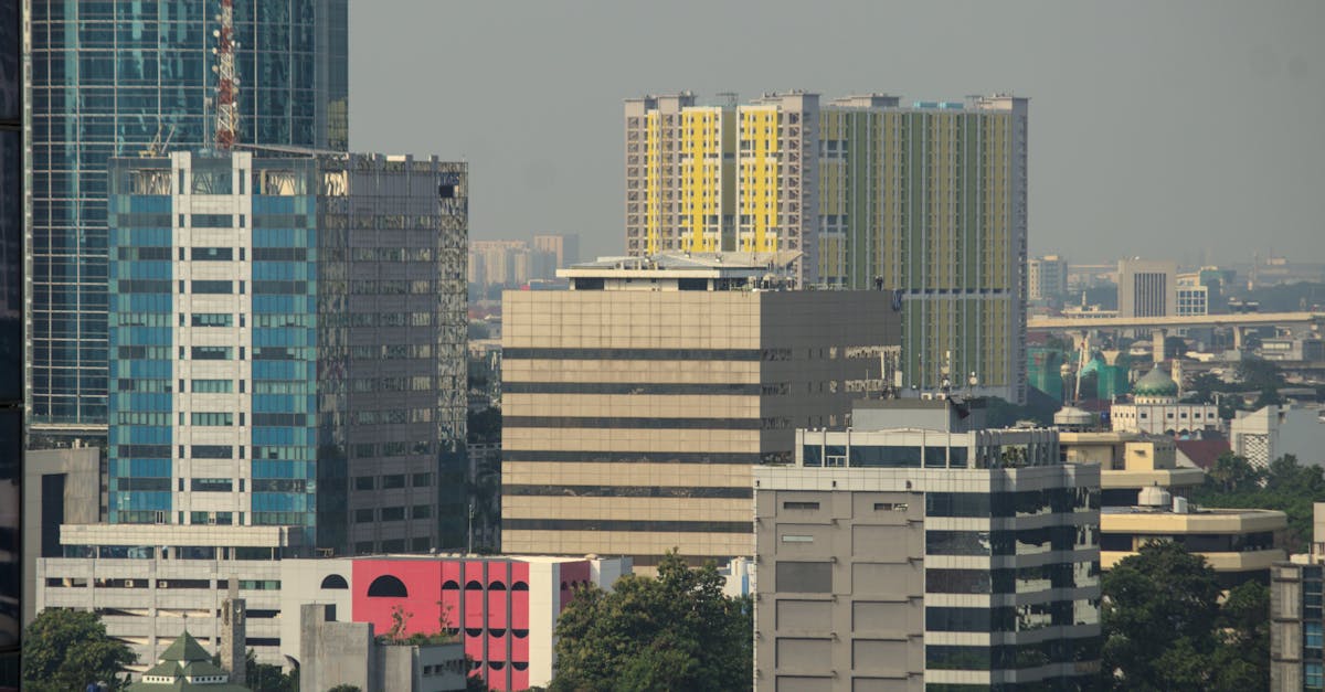 découvrez les enjeux et les stratégies de l'urbanisme, un domaine essentiel pour concevoir des villes durables, fonctionnelles et adaptées aux besoins de leurs habitants. explorez les meilleures pratiques et les innovations qui façonnent l'avenir de nos environnements urbains.