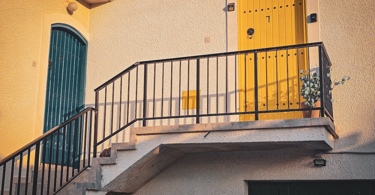 découvrez tout ce qu'il faut savoir sur le permis de construire : procédure, exigences, et conseils pratiques pour mener à bien vos projets de construction en toute légalité.
