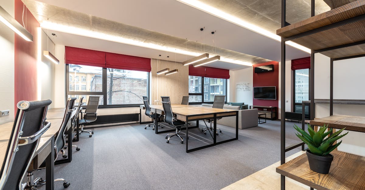découvrez l'espace idéal pour la créativité et l'innovation avec notre 'collaborating floor'. un environnement collaboratif conçu pour favoriser les échanges d'idées et le travail en équipe, où confort et fonctionnalité se rencontrent pour stimuler votre productivité.