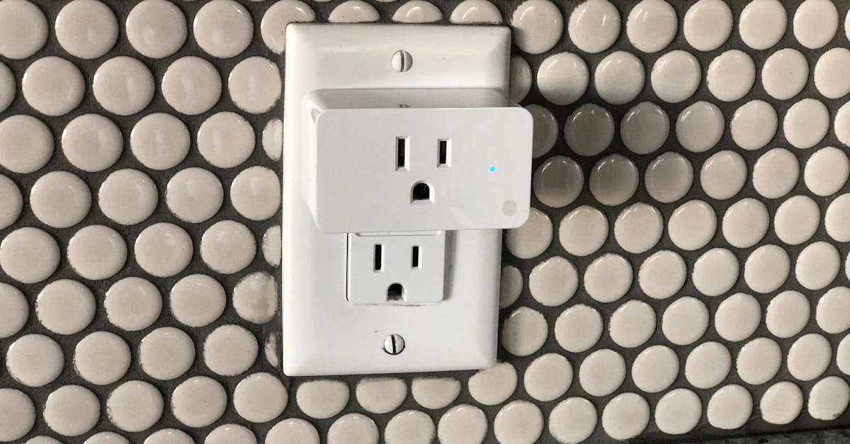 découvrez tout ce que vous devez savoir sur les prises électriques : types, installations, normes de sécurité et conseils pratiques pour un usage efficace dans votre maison ou bureau.