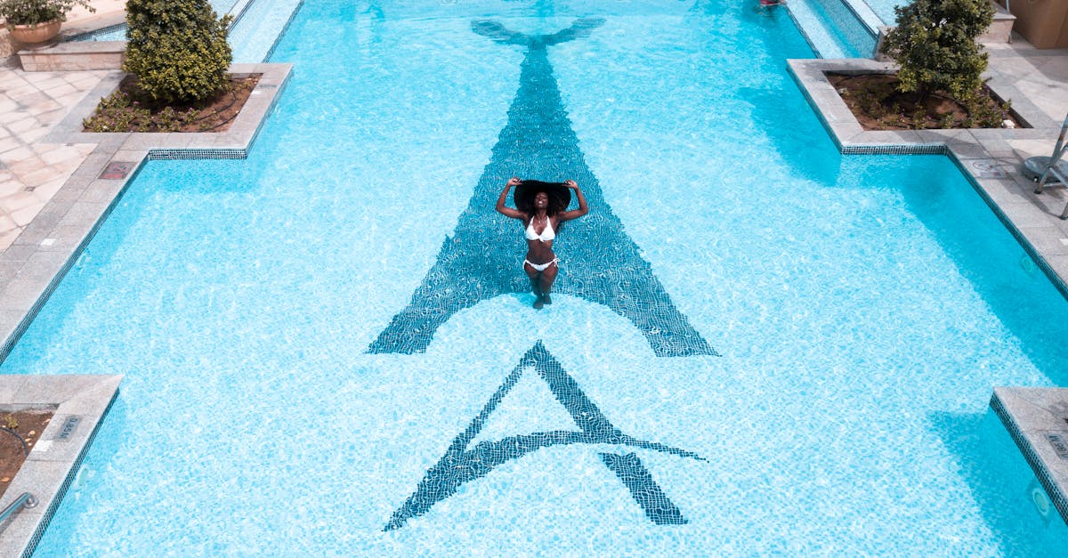découvrez nos superbes decks de piscine, conçus pour allier esthétisme et praticité. transformez votre espace extérieur en un havre de paix avec des matériaux de qualité et des designs modernes. idéaux pour se détendre au bord de l'eau ou recevoir des amis, nos decks de piscine sont la touche finale parfaite pour votre jardin.