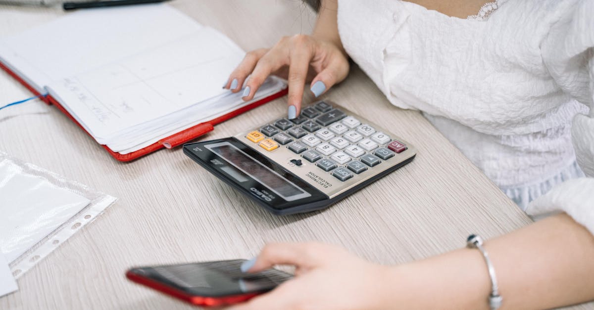 découvrez l'importance du calcul de chape pour garantir des surfaces parfaitement nivelées et durables. apprenez les méthodes et outils nécessaires pour effectuer un calcul précis et optimiser vos projets de construction.