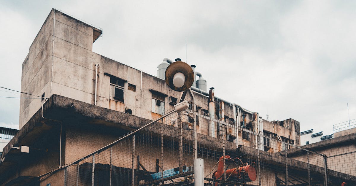 découvrez le béton estampé, une solution esthétique et durable pour vos aménagements extérieurs. apportez une touche unique à vos allées, terrasses et cours grâce à des motifs variés et un fini élégant, tout en bénéficiant d'une résistance accrue aux intempéries.