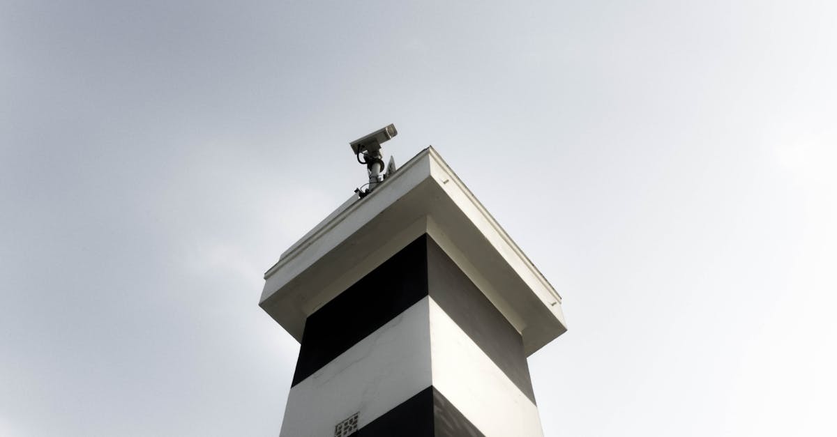 découvrez les coûts des caméras de surveillance : comparez les différentes options, analysez les prix selon les marques et les caractéristiques, et trouvez la solution adaptée à votre budget pour sécuriser votre espace.