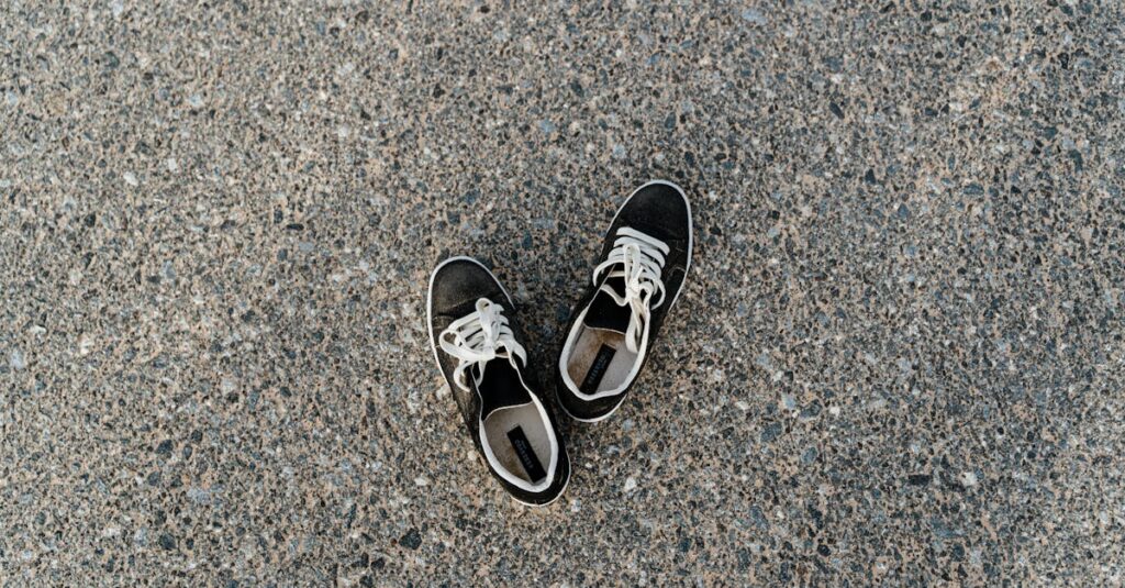 découvrez les piscines en béton hors-sol : robustes, esthétiques et faciles à installer. profitez d’une alternative durable aux piscines traditionnelles pour sublimer votre extérieur et profiter de l’été en toute sécurité.