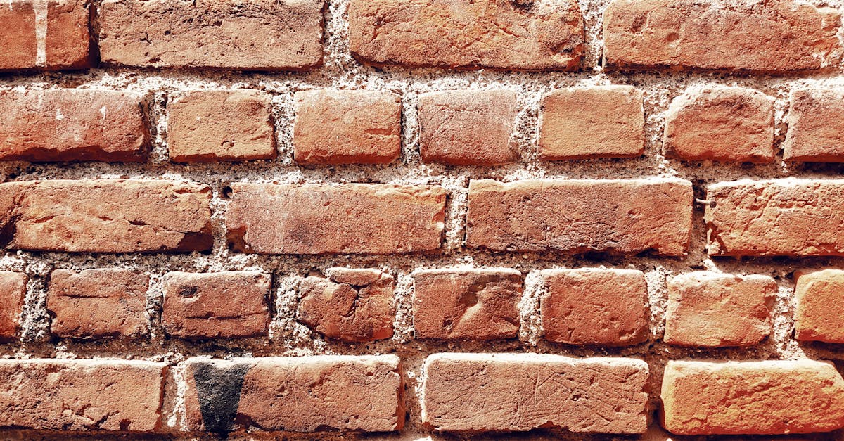 découvrez tout sur le ciment plâtre : avantages, application, entretien et conseils d’utilisation pour obtenir des surfaces lisses et durables dans la construction et la rénovation.