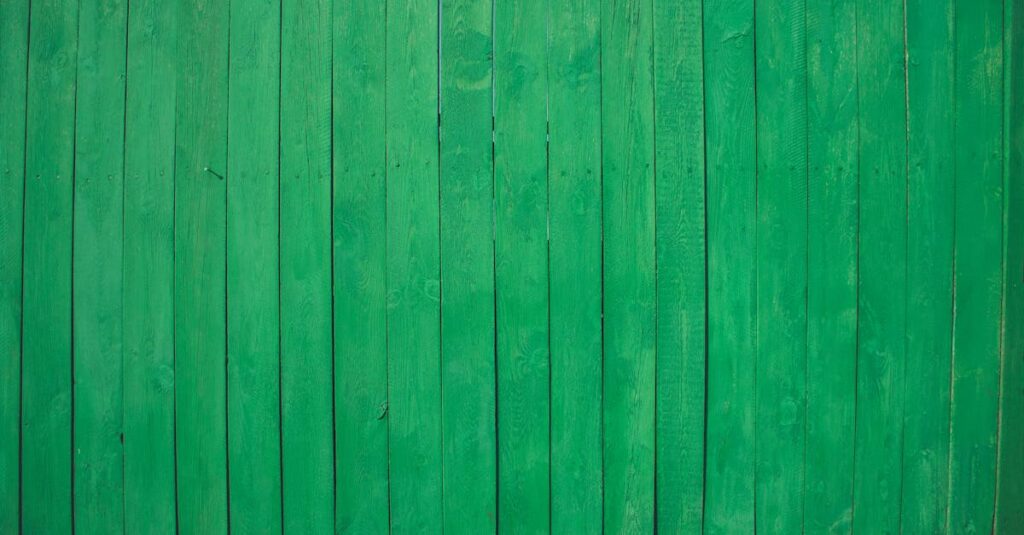 découvrez le green wall, une solution décorative durable qui apporte nature et fraîcheur à vos espaces intérieurs ou extérieurs. transformez votre mur en un véritable jardin vertical, facile à entretenir et écologique.