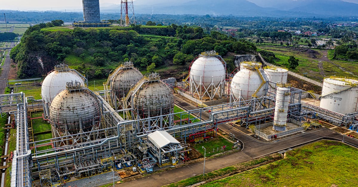 découvrez tout sur les émissions de gaz à effet de serre : leurs causes, impacts sur le climat, et solutions pour les réduire efficacement.
