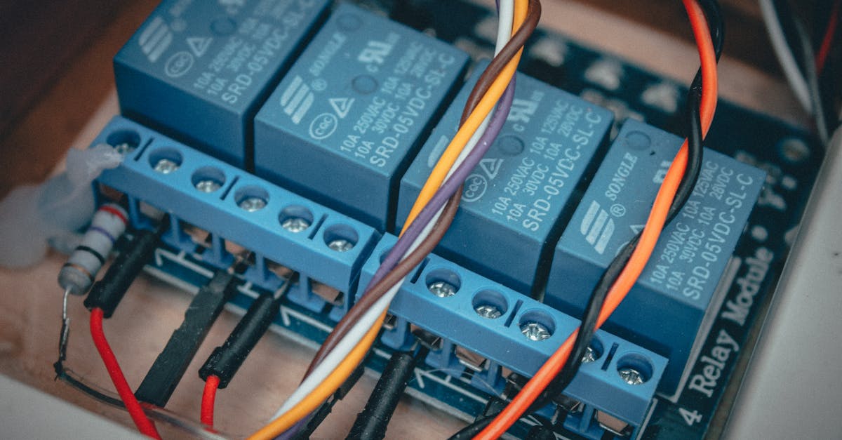 découvrez comment installer un interrupteur relais de manière simple et efficace. suivez notre guide étape par étape pour garantir un fonctionnement optimal de vos circuits électriques.