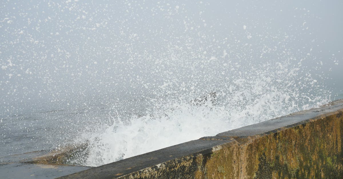 découvrez le béton perméable : une solution innovante et écologique pour la gestion des eaux pluviales, favorisant l’infiltration de l’eau et la réduction des inondations en milieux urbains.