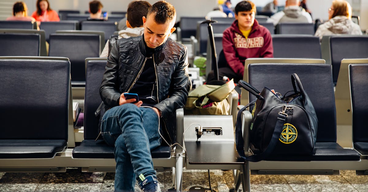 découvrez tout ce qu'il faut savoir sur les bornes de recharge : types de stations, fonctionnement, avantages et conseils pour recharger facilement votre véhicule électrique.