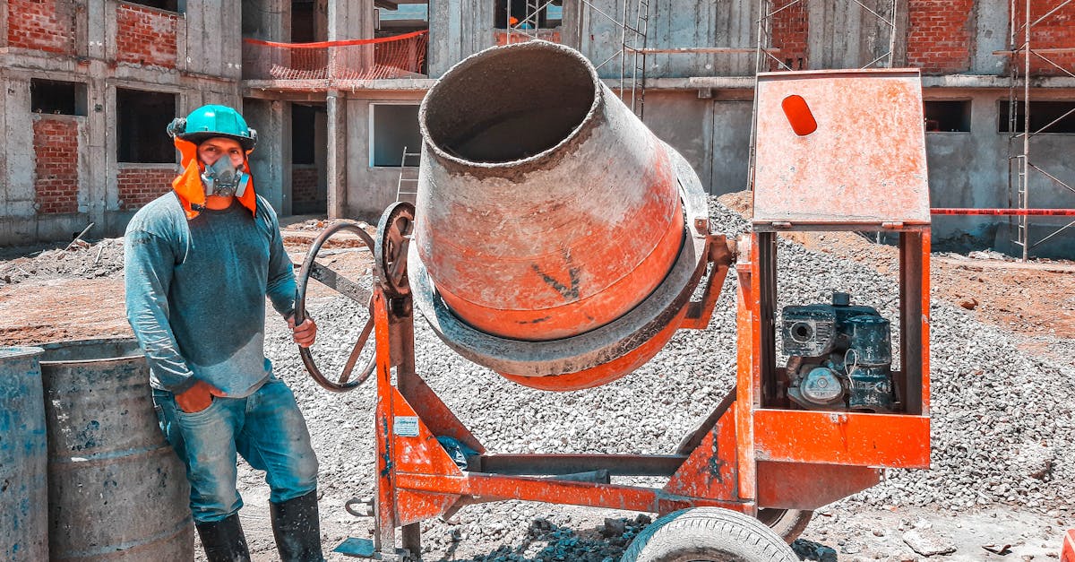 découvrez tout ce qu’il faut savoir sur les bétonnières : fonctionnement, types, conseils d’utilisation et critères pour bien choisir votre bétonnière adaptée à vos besoins de construction.