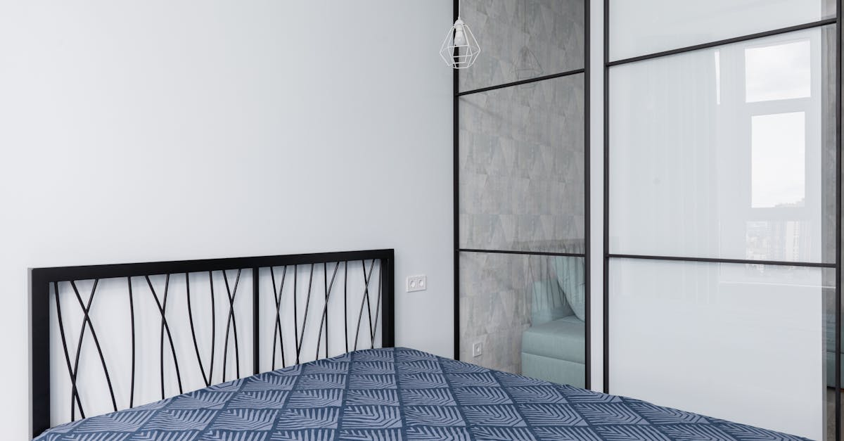 découvrez le tissu de verre : un matériau innovant, résistant et léger, idéal pour l'isolation, la construction et les applications industrielles. en savoir plus sur ses usages et avantages.