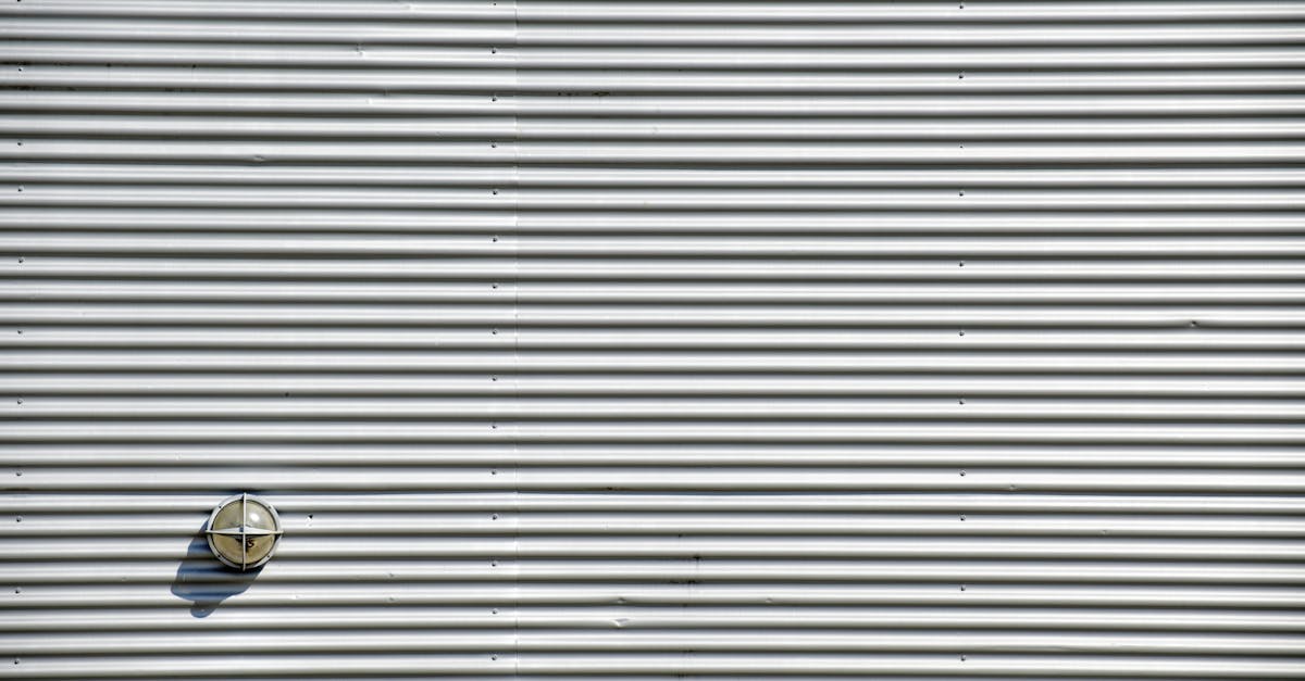 découvrez nos solutions de toitures métalliques anti-condensation, idéales pour protéger vos bâtiments contre l'humidité et prolonger la durée de vie de votre toiture. conseils, produits et installation professionnelle.
