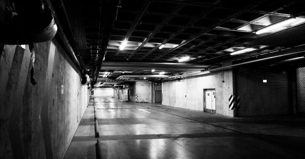 découvrez les avantages des murs en béton : solidité, durabilité et design moderne pour tous vos projets de construction ou de rénovation. obtenez des conseils d'experts pour choisir et entretenir vos murs en béton.